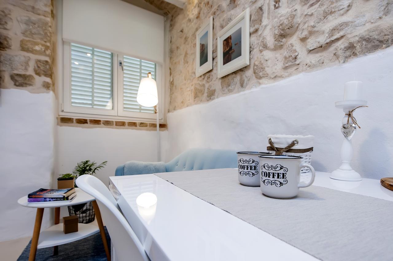 Luna Rooms And Studios Rovinj Eksteriør billede