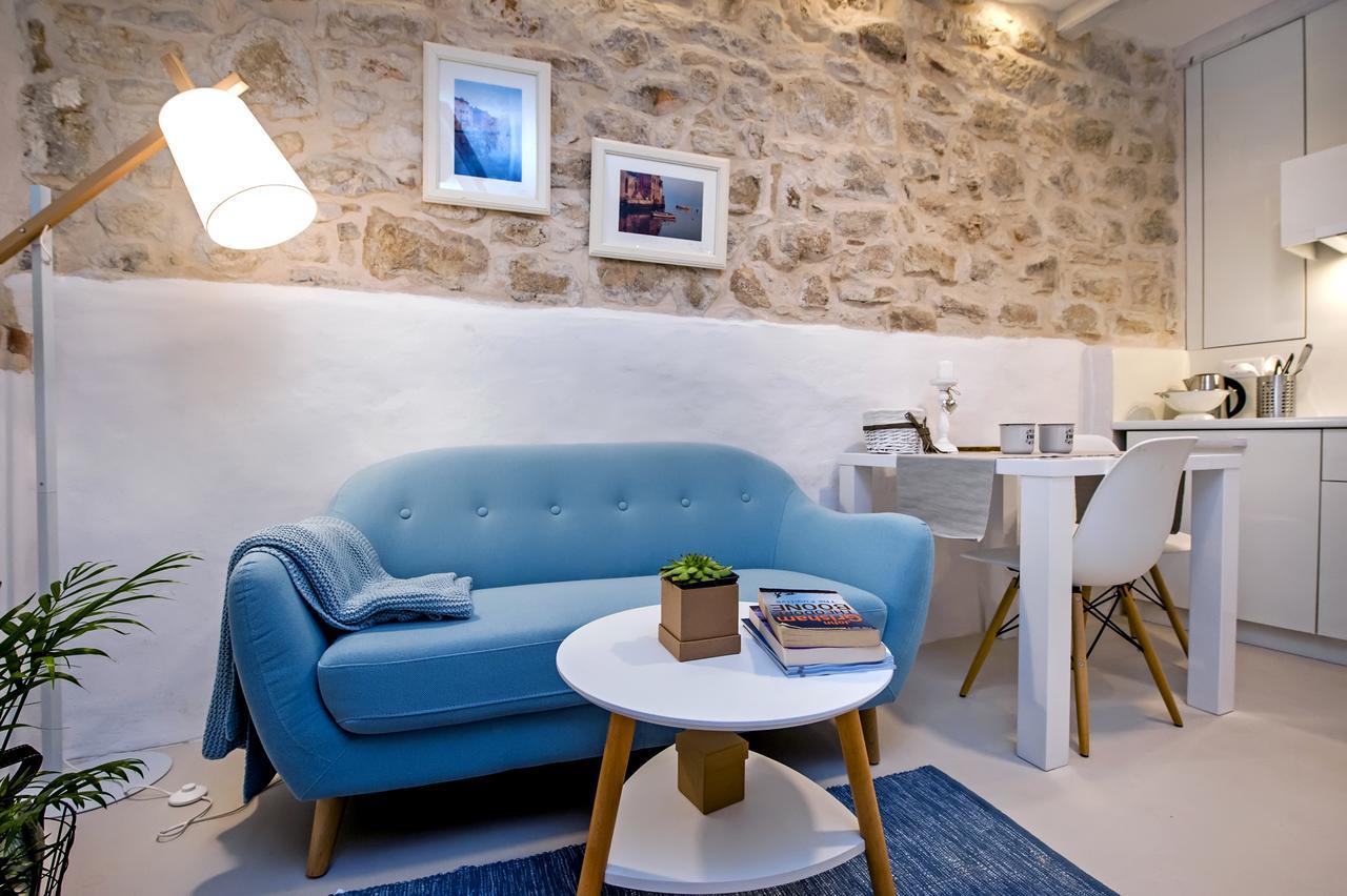 Luna Rooms And Studios Rovinj Eksteriør billede