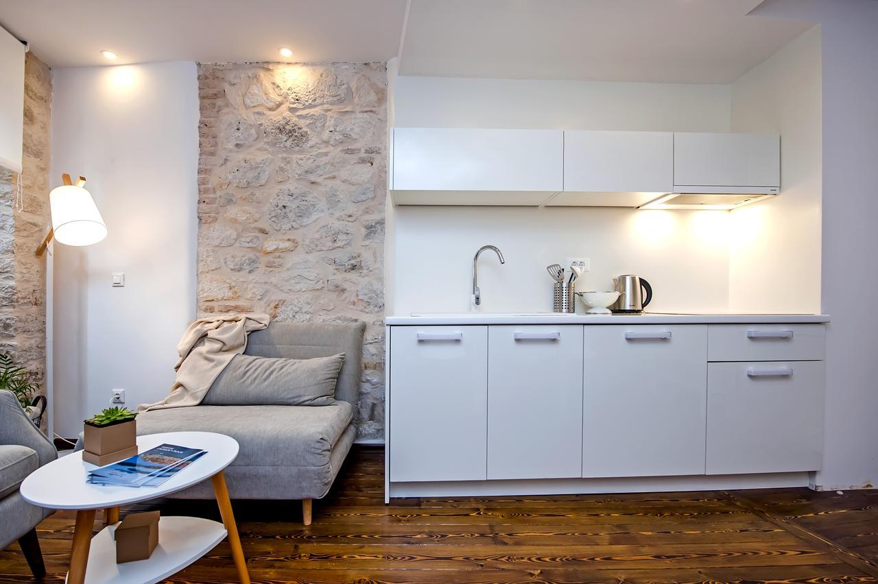 Luna Rooms And Studios Rovinj Eksteriør billede